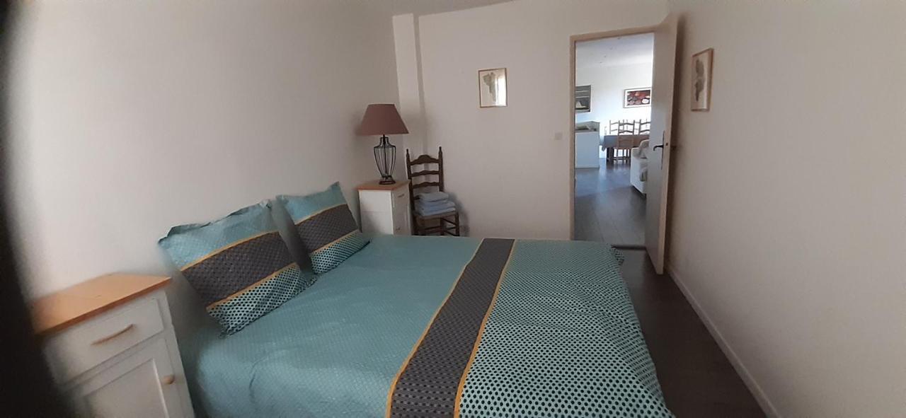 Le Gite Des Cinq Cepages Fréjus Exterior foto